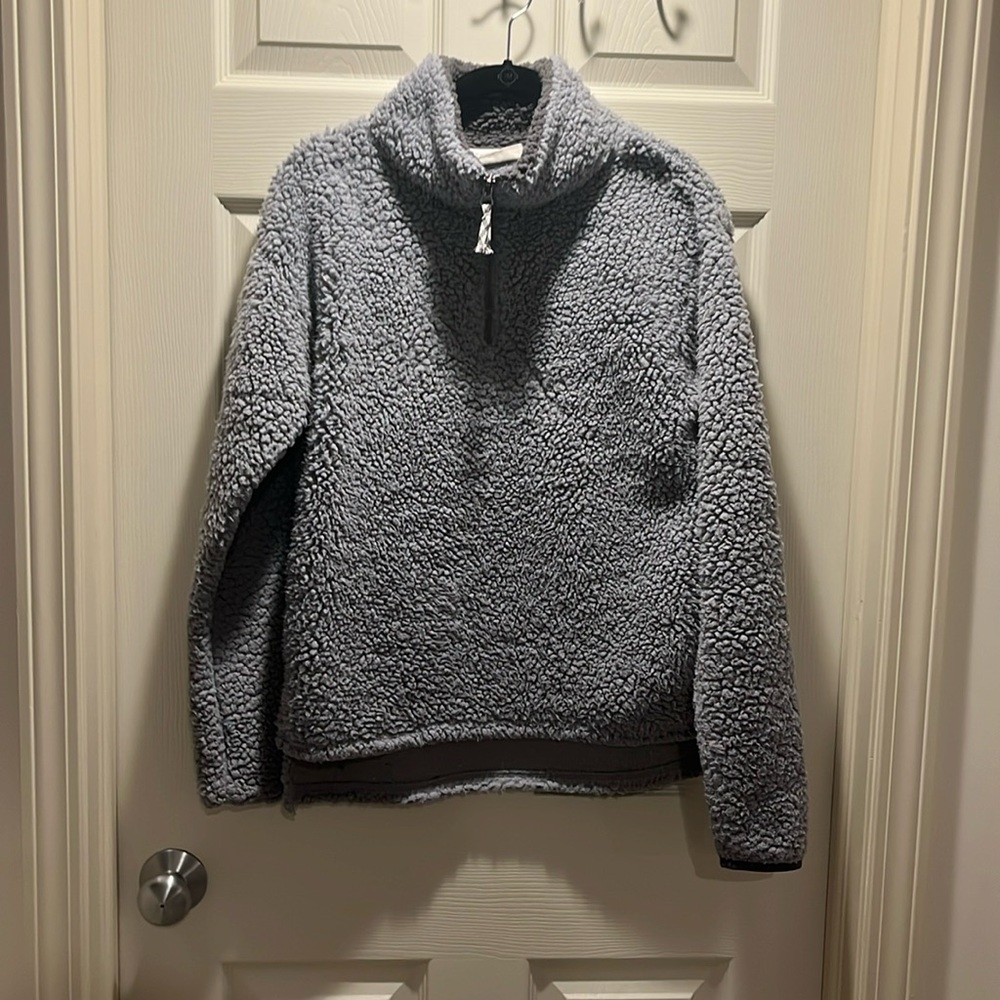 SO fluffy grey zip up size small